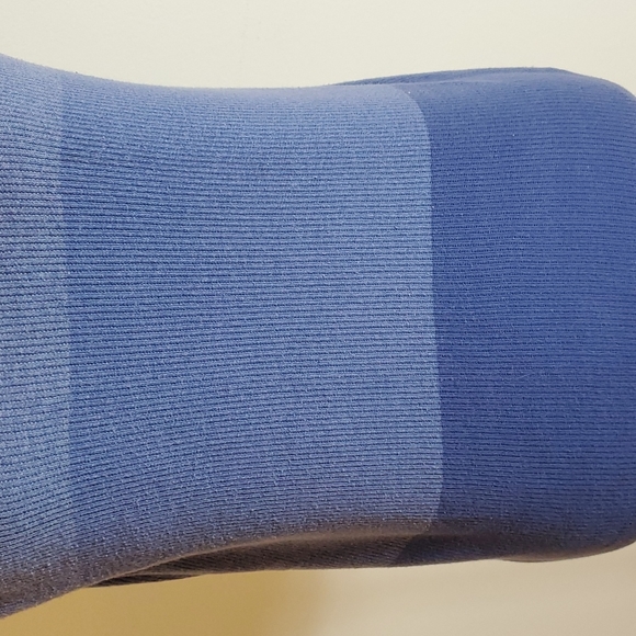 Forever Creative Cotton blue sleeveless turtleneck - Picture 3 of 6